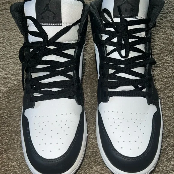 Size 13 Jordan Ones - Picture 5 of 5